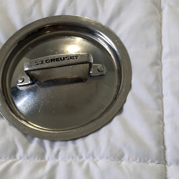Le Creuset stainless steel 6.5 inch replacement lid.  GUC. 5.5 inch inside. - Picture 2 of 5